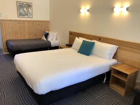 Bright Avenue Motor Inn - Accommodation VIC 2