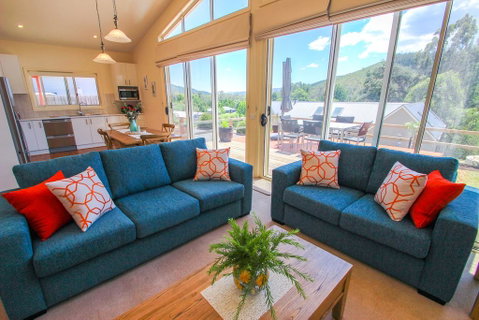 Bright Serendipity - Accommodation VIC 3