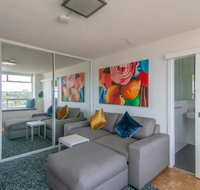 Bright Studio with Amazing City Views - Accommodation VIC
