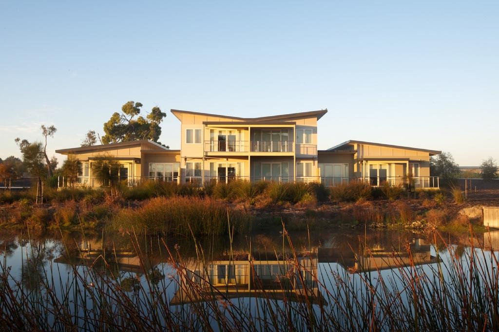 Accommodation VIC