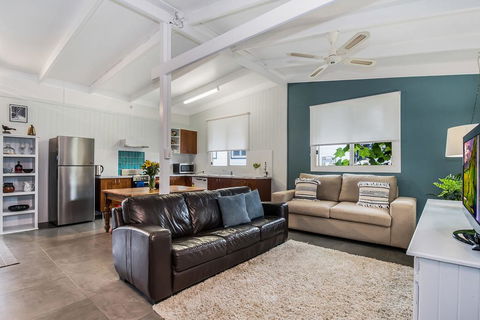 Brooklet Cottage - Accommodation VIC 3