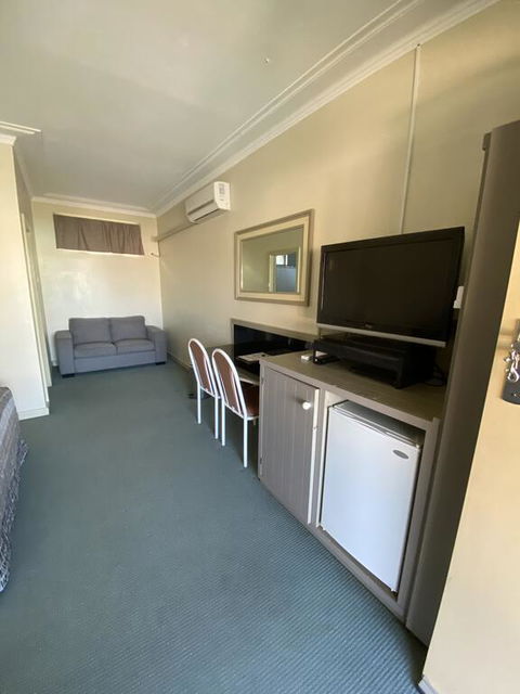 Bucketts Way Motel Gloucester - Accommodation VIC 2