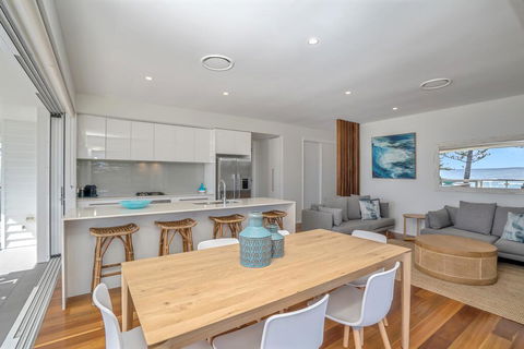 Bujerum Apartments On Burleigh - Accommodation VIC 2
