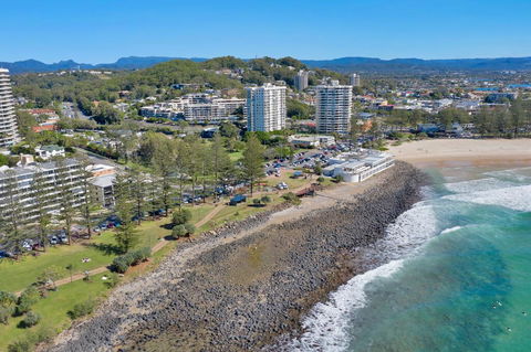 Bujerum Apartments On Burleigh - Accommodation VIC 1
