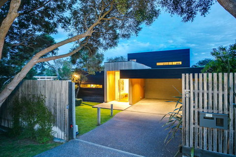 C-Escape - Accommodation VIC 1