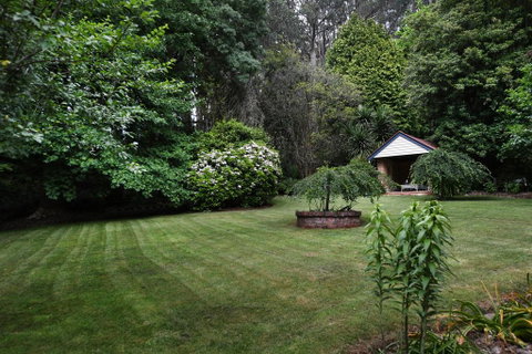 Cambridge Cottages - Accommodation VIC 2