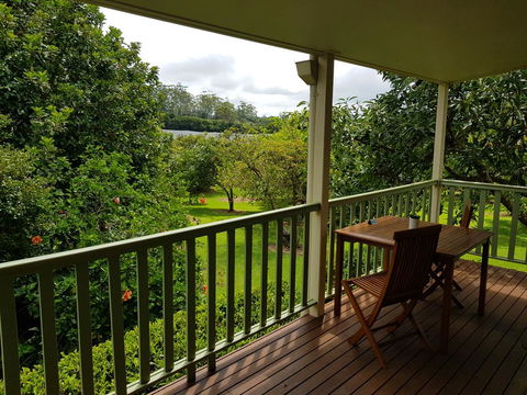 Camelot Cottages - Accommodation VIC 1