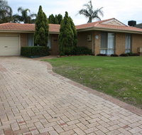 Canal Time Home Mandurah - Accommodation VIC