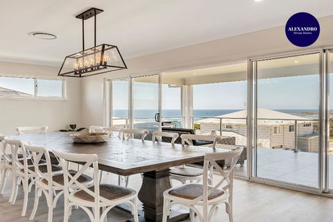 Casa Bel - Brand New Mansion - Min From Beach - Accommodation VIC 2