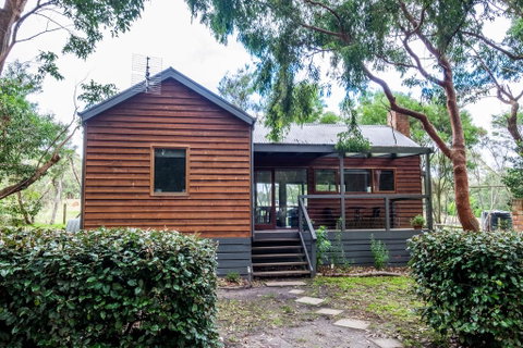 Cedarwood Holiday Park - Accommodation VIC 2