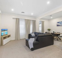 Central and Charming on Wallace - Accommodation VIC