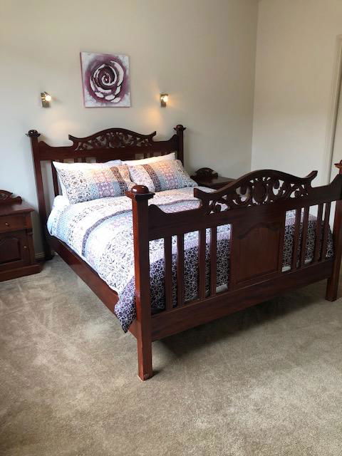 Central Executive 3br Townhouse 50m To Dean Street - Accommodation VIC 0