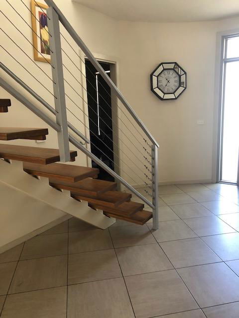 Central Executive 4br Townhouse - Accommodation VIC 2