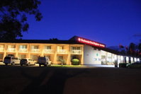 Charbonnier Motor Inn