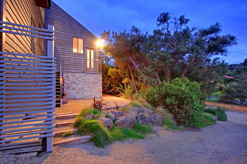 Charltom Hills - Accommodation VIC 1