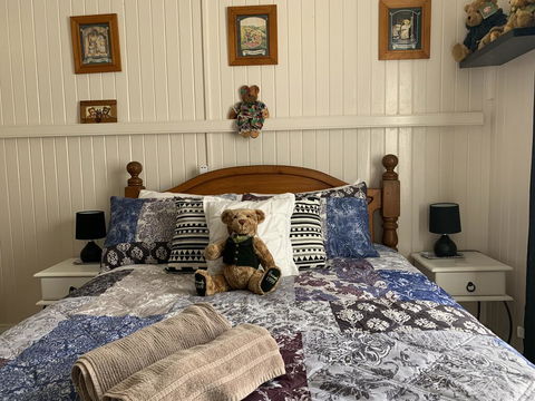 Cherry Blossom Cottage - Accommodation VIC 0