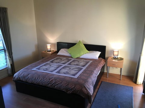 Chill N Sea Coastal Retreat - Accommodation VIC 2