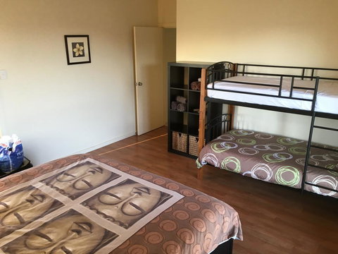 Chill N Sea Coastal Retreat - Accommodation VIC 3