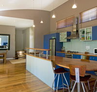 Chriscross Retreat 9 Cross Street - Accommodation VIC