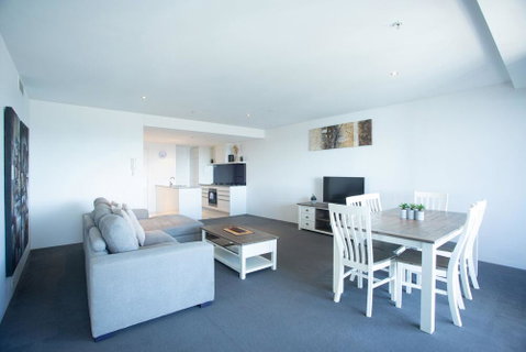 Circle On Cavill - Private Apartments - Accommodation VIC 1