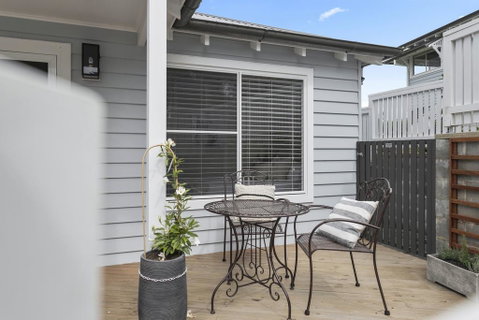Claras Cottage - Accommodation VIC 2