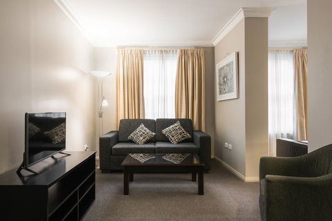 Clarendon Hotel - Accommodation VIC 3