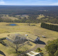 Cloudhill - magnificent rural views to Sydney - Accommodation VIC