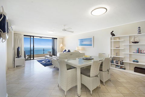 Clubb Coolum Beach Resort - Accommodation VIC 3