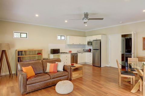 Cockatoo Hideaway - Accommodation VIC 1