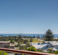 Coffs Jetty Beach House - Accommodation VIC