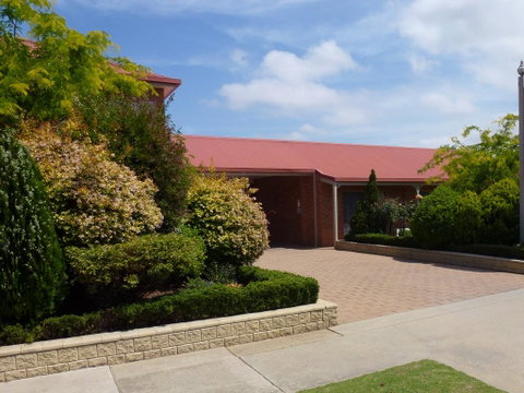Colonial Motor Inn Bairnsdale Golden Chain Property - Accommodation VIC 2