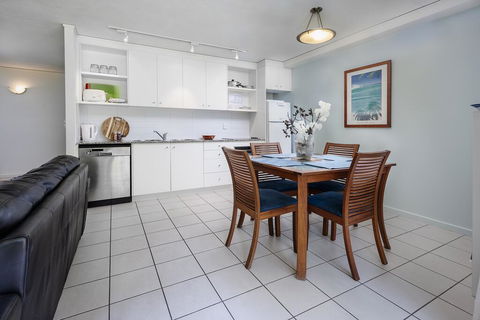 Coloured Sands - Accommodation VIC 3