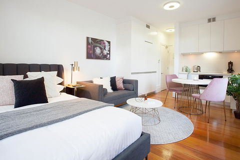 Comfortable Renovated Studio Close To City - Accommodation VIC 0