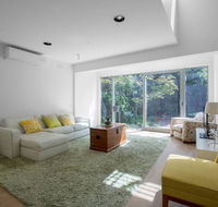 Comfy holiday house with poolRosanna - Accommodation VIC