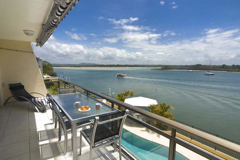 Commodore Apartments - Accommodation VIC 2