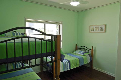 Cooinda, 17 Dulconghi Street - Accommodation VIC 3