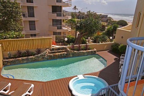 Coolum Baywatch Luxury Style Penthouse, Linen Included, WIFI, 500 Bond - Accommodation VIC 3