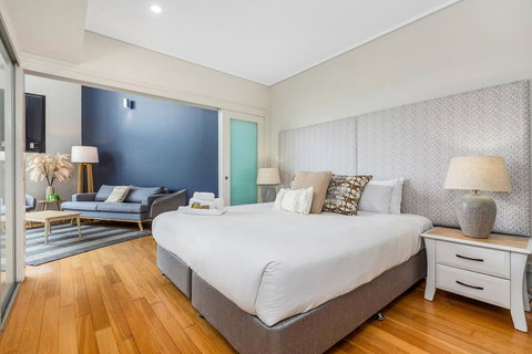 Corporate Boardies @ Bells Boulevard - Accommodation VIC 1