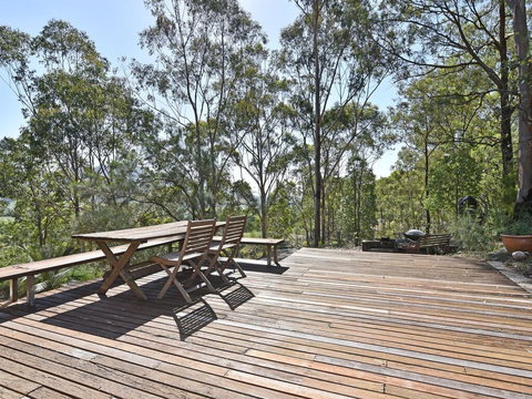 Corymbia Cottage - Unique, Quirky, Private, A Guest Favourite - Accommodation VIC 3