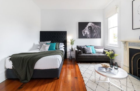 Cosy Nook In Inner-city Victorian Mansion - Accommodation VIC 0