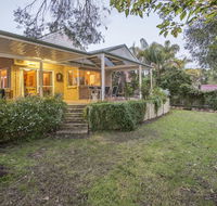 Country Cottage - Accommodation VIC