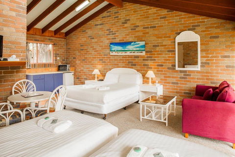 Crescent Head Resort & Conference Centre - Accommodation VIC 1