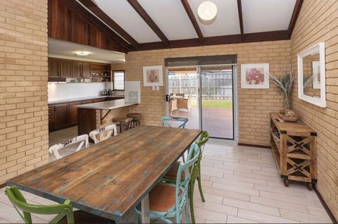 Crystal Shores - Quindalup - Accommodation VIC 2
