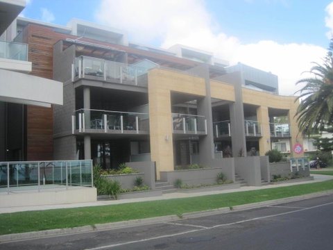 Cscape Beachfront Apartments - Accommodation VIC 1