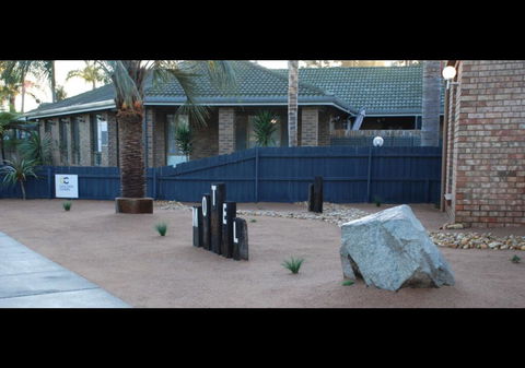 Cunningham Shore Motel - Accommodation VIC 3