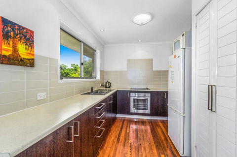 Cypress Beachfront - Accommodation VIC 2