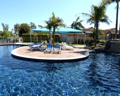 Cypress Drive Apartment - Accommodation VIC 2