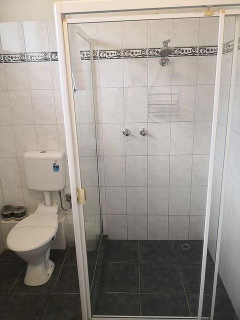 Dandenong Motel - Accommodation VIC 3