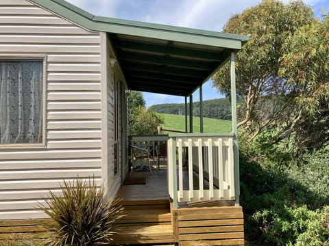 Daysy Hill Country Cottages - Accommodation VIC 1