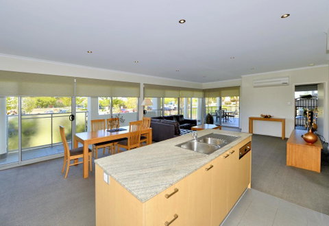 Del Mar 1 - Accommodation VIC 2